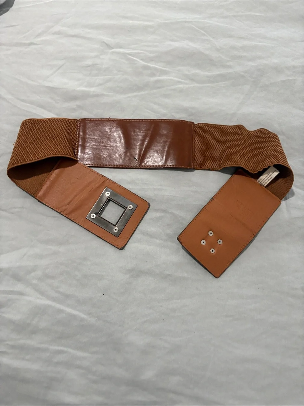 Tan Elastic Waist Belt with Gold-Tone Decorative Buckle